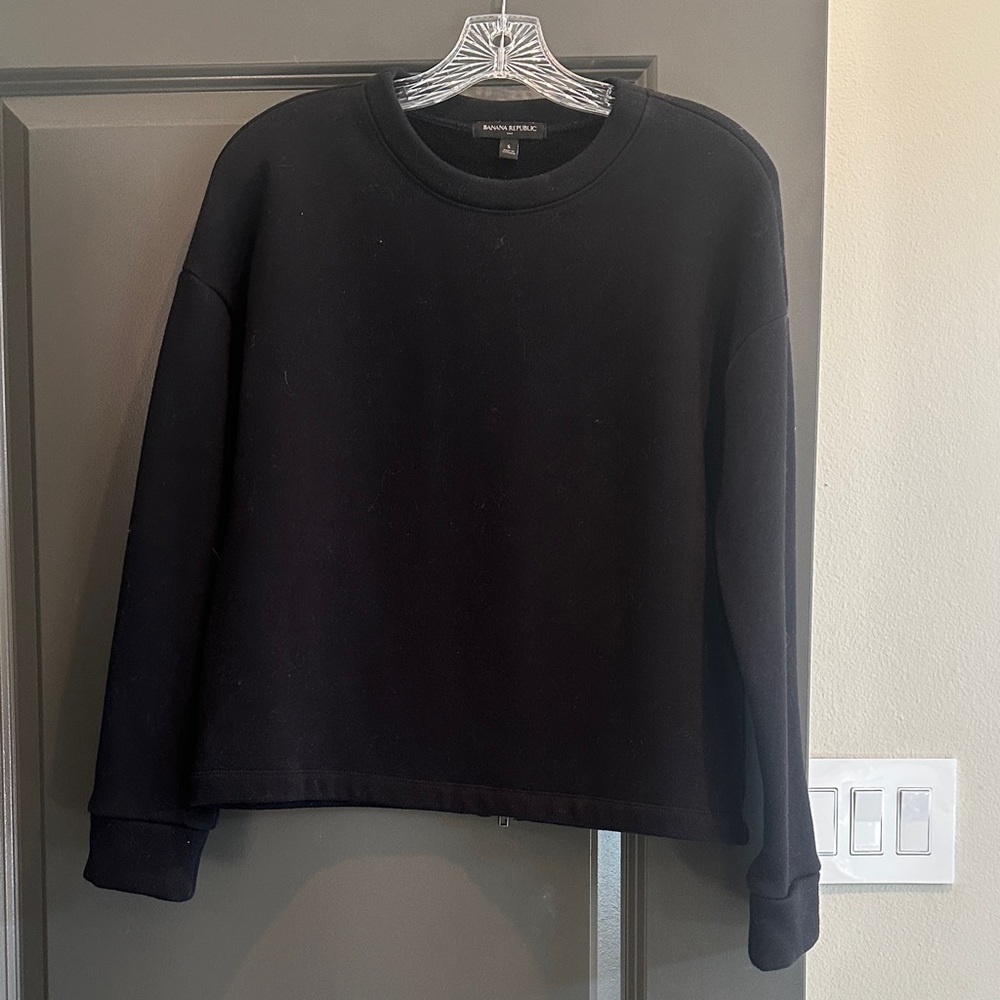Banana Republic Black Crewneck Sweater